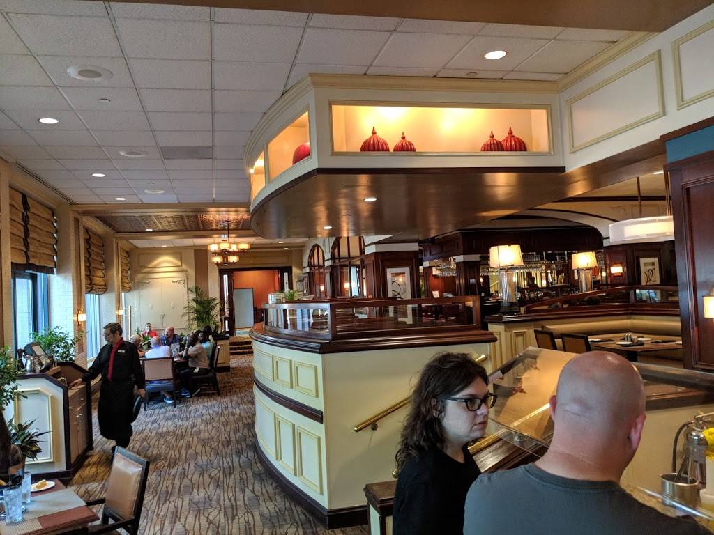 Augustinos Italian Eatery and Prime Steaks | restaurant | 2 10th St, Augusta, GA 30901, USA | 7068236521 OR +1 706-823-6521