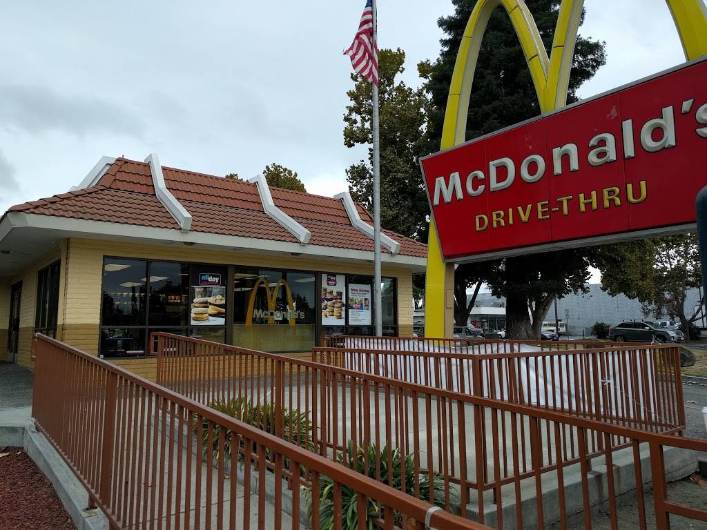 McDonalds | cafe | 898 S Bascom Ave, San Jose, CA 95128, USA | 4082920776 OR +1 408-292-0776