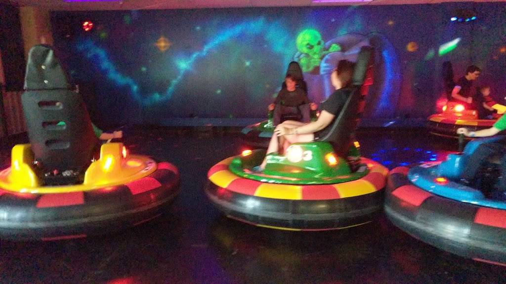 Lazer Blaze | restaurant | 4121 Shelbyville Rd, Louisville, KY 40207, USA | 5028337047 OR +1 502-833-7047