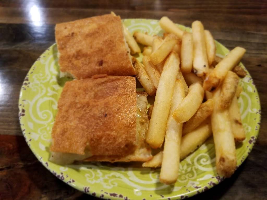 Picnic Table Cafe | restaurant | 7777 W Irlo Bronson Memorial Hwy, Kissimmee, FL 34747, USA | 4073960119 OR +1 407-396-0119