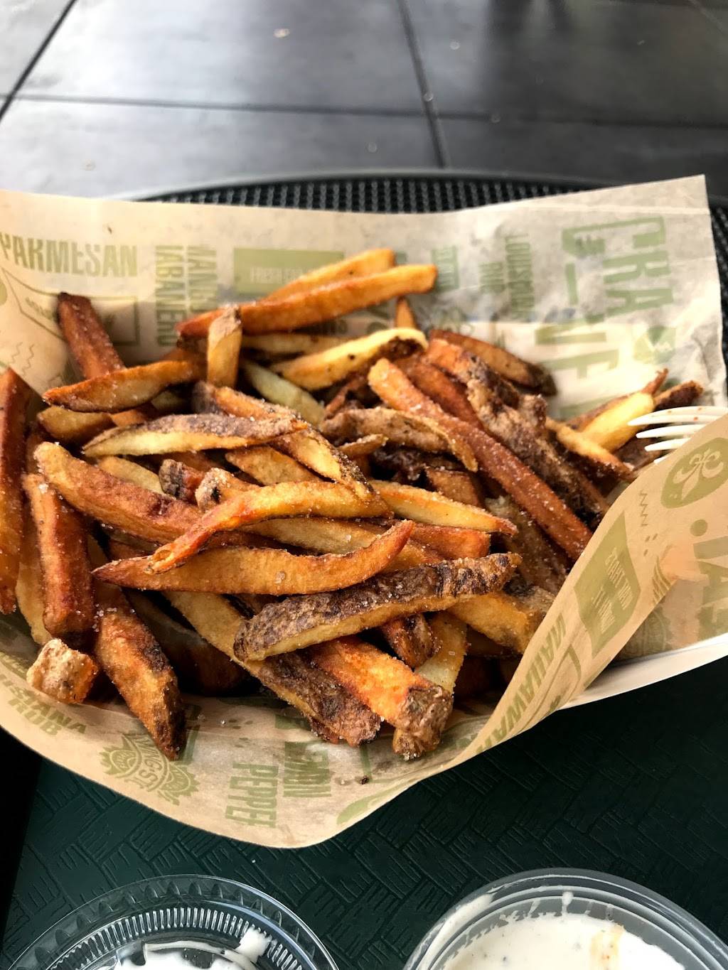 Wingstop | restaurant | 555 N Scottsdale Rd Ste 102, Tempe, AZ 85281, USA | 4809299464 OR +1 480-929-9464