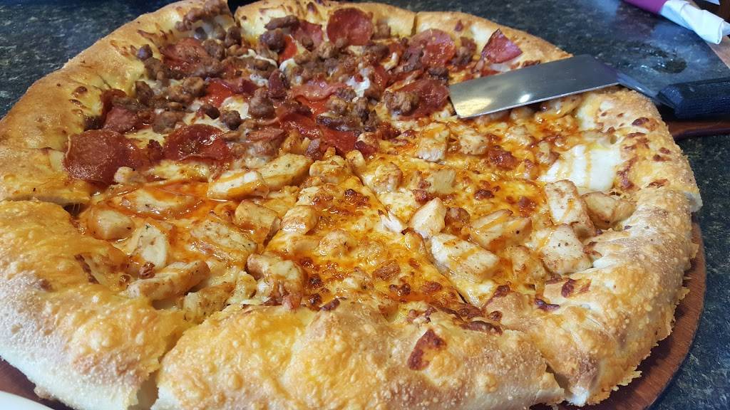 Pizza Hut | meal delivery | 934 W Creswell Ln, Opelousas, LA 70570, USA | 3379423514 OR +1 337-942-3514