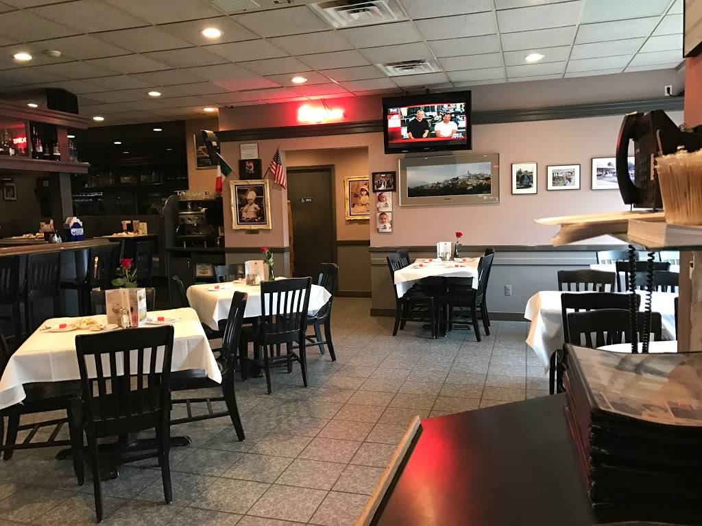 Roses Restaurant & Lounge | restaurant | 201 N Canton Center Rd, Canton, MI 48187, USA | 7349819904 OR +1 734-981-9904