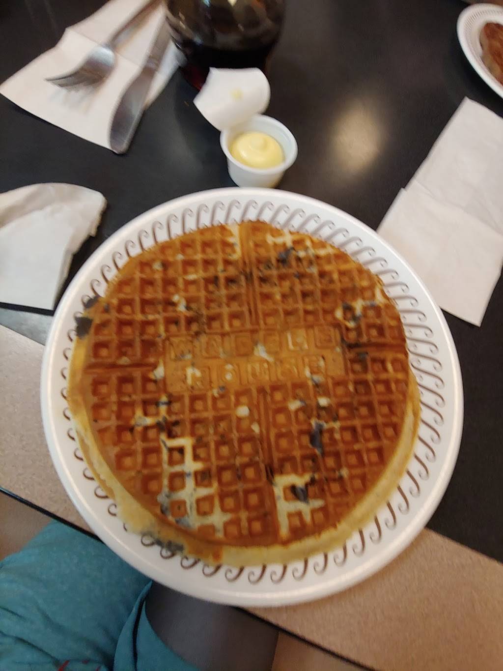 Waffle House | meal takeaway | 2311 West, M.L.K. Jr Blvd, Fayetteville, AR 72701, USA | 4794437549 OR +1 479-443-7549