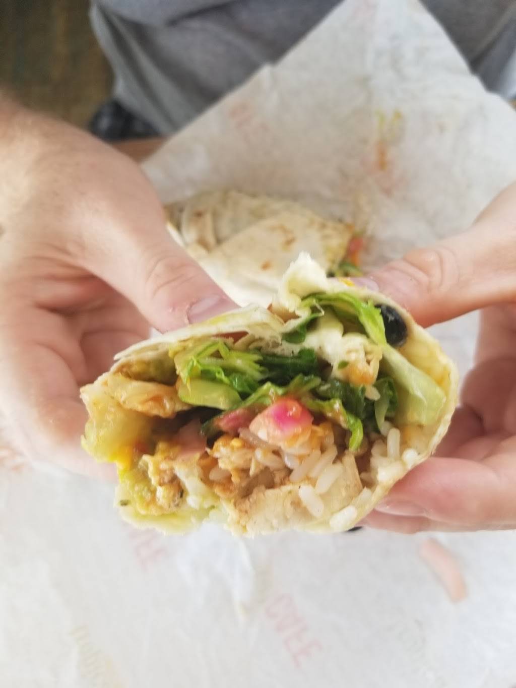 Tropical Smoothie Cafe | restaurant | 29920 Telegraph Rd, Southfield, MI 48034, USA | 2483530725 OR +1 248-353-0725