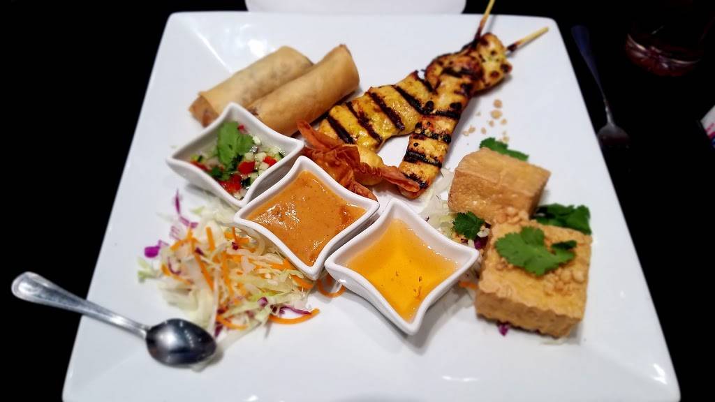 Naga - Thai Dining | restaurant | 76 W Horizon Ridge Pkwy #150, Henderson, NV 89012, USA | 7025082008 OR +1 702-508-2008