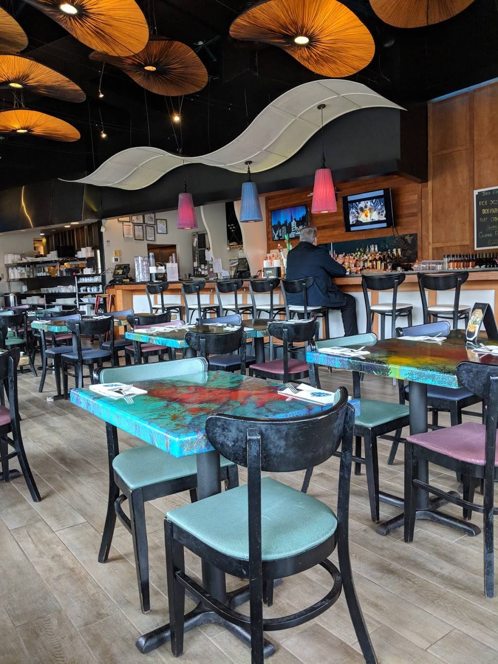 Tara Thai | restaurant | 7501 Leesburg Pike, Falls Church, VA 22043, USA | 7035069788 OR +1 703-506-9788