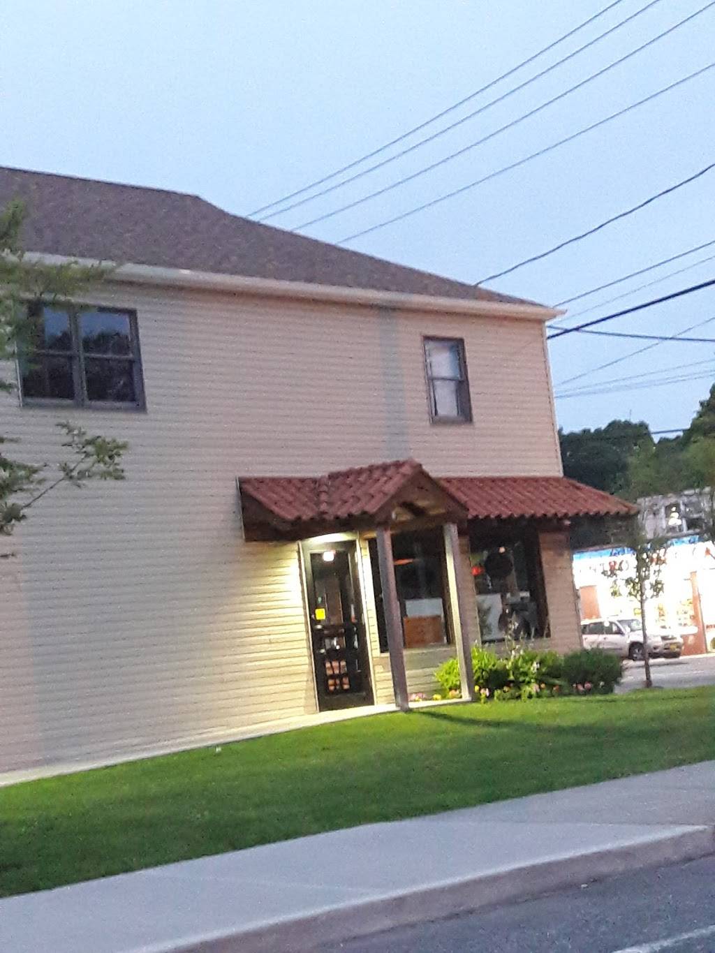 MASTIC SANDWICH CLUB | restaurant | 1586 Montauk Hwy, Mastic, NY 11950, USA | 6312811101 OR +1 631-281-1101