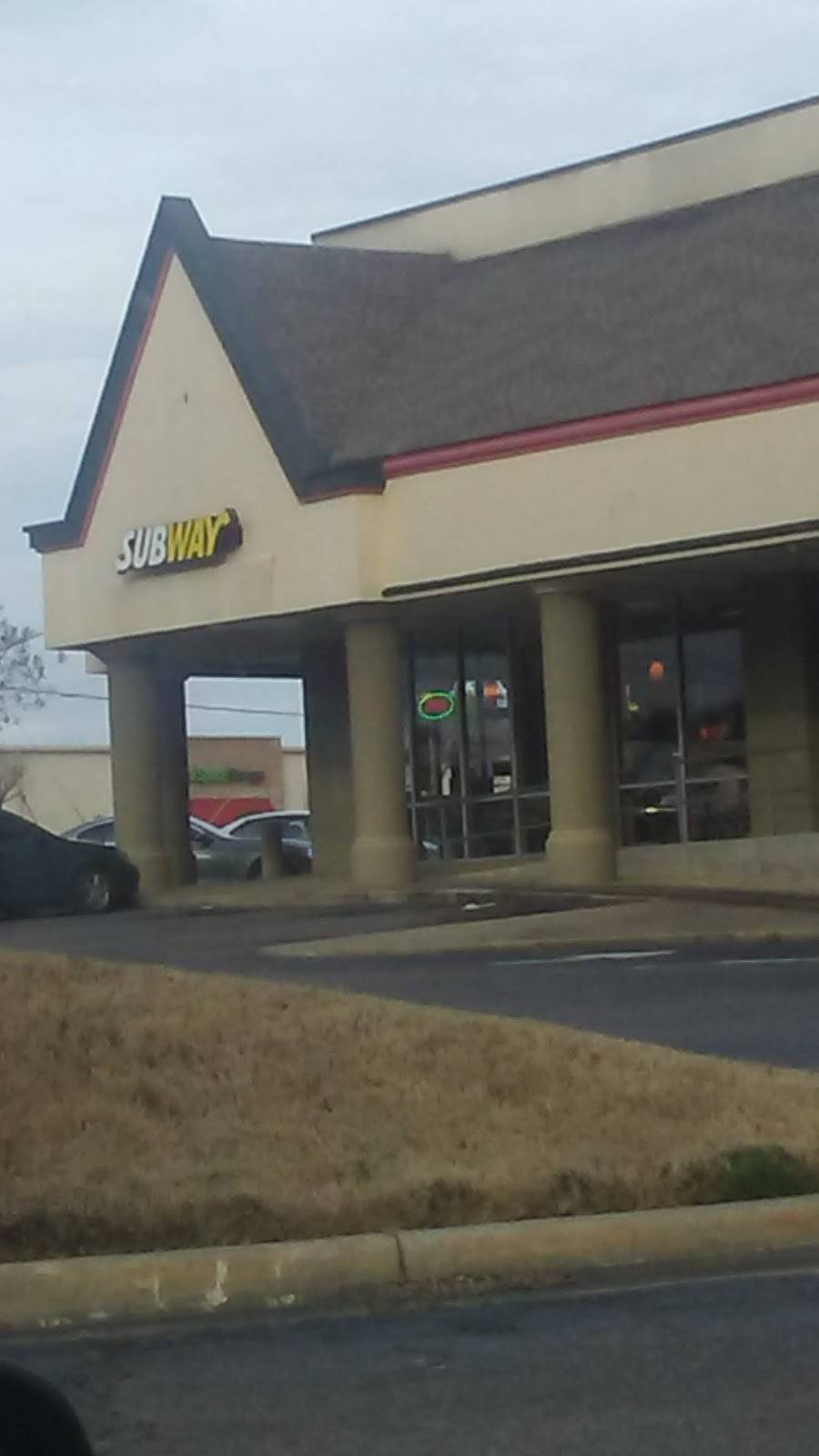Subway Restaurants | restaurant | 3002 McGhee Rd Ste A Gay Meadows Shopping Center, Montgomery, AL 36111, USA | 3342860013 OR +1 334-286-0013