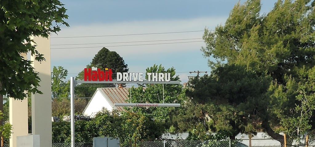 The Habit Burger Grill | restaurant | 1051 Commerce Ave, Atwater, CA 95301, USA | 2094452464 OR +1 209-445-2464