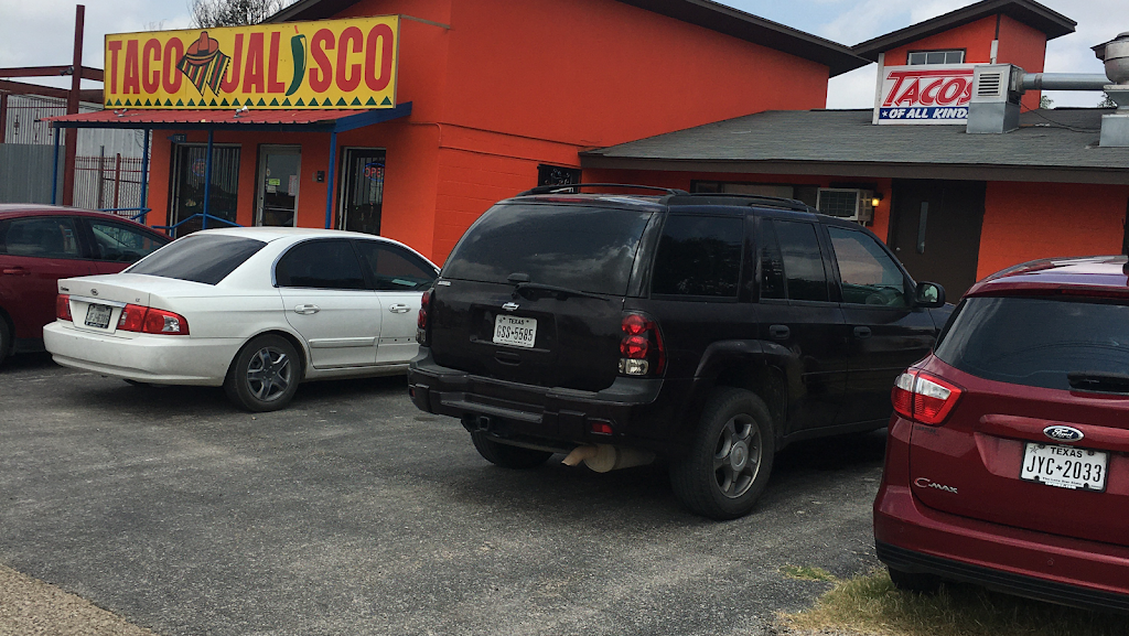 Taco jalisco | restaurant | 18477 Interstate 35 Access Rd, Lytle, TX 78052, USA | 8307726099 OR +1 830-772-6099