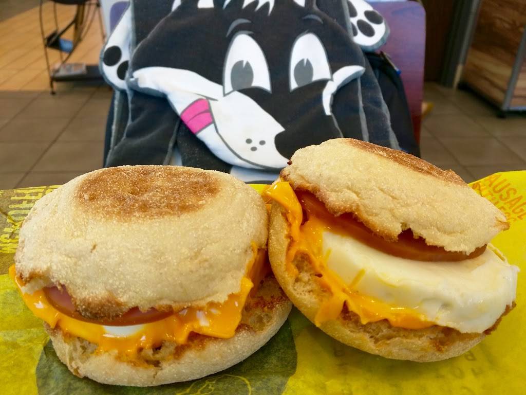 McDonalds | cafe | 2475 Centreville Rd, Herndon, VA 20171, USA | 7037930757 OR +1 703-793-0757