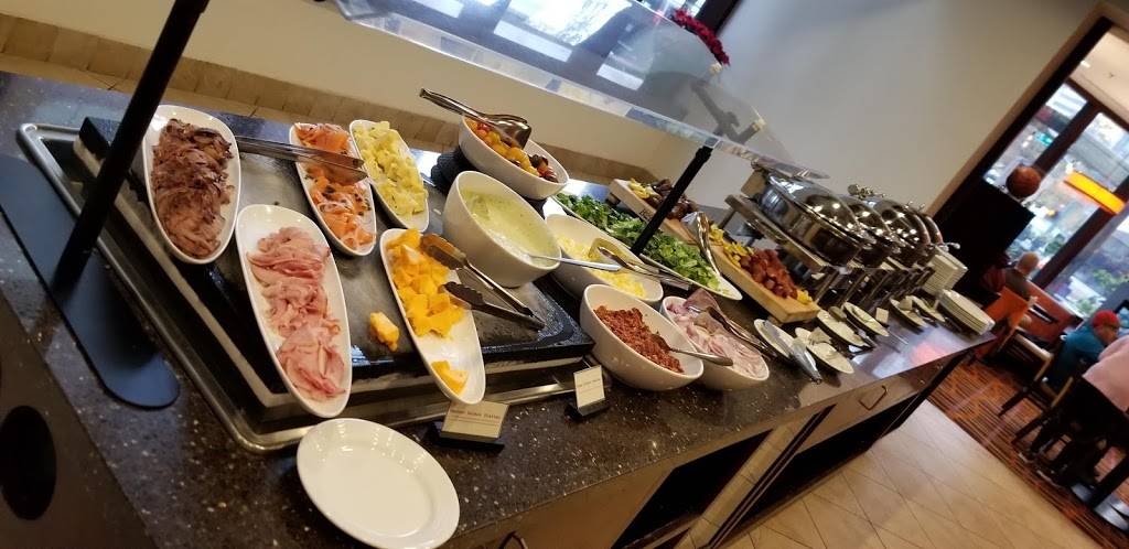 T-Millers Sports Bar & Grill | restaurant | 500 E Broad St, Richmond, VA 23219, USA | 8046482255 OR +1 804-648-2255