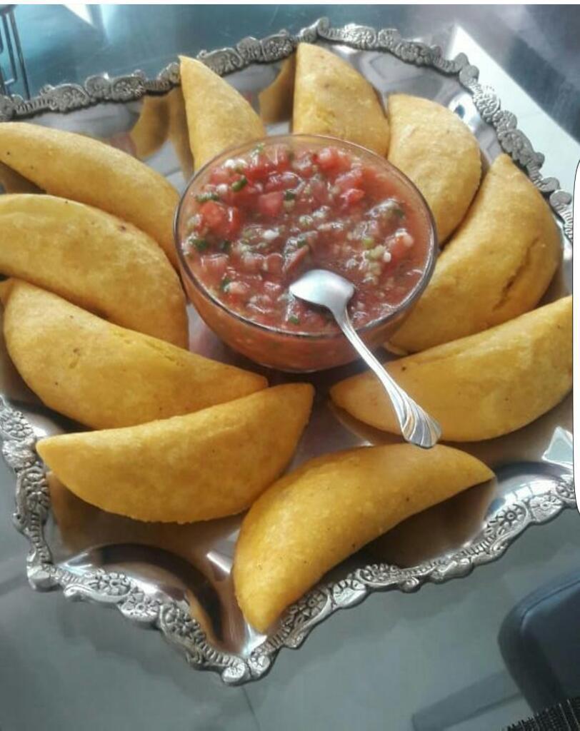 Taqueria y Pupuseria Lili | restaurant | 1585 Calder Ave, Beaumont, TX 77701, USA | 5406285365 OR +1 540-628-5365