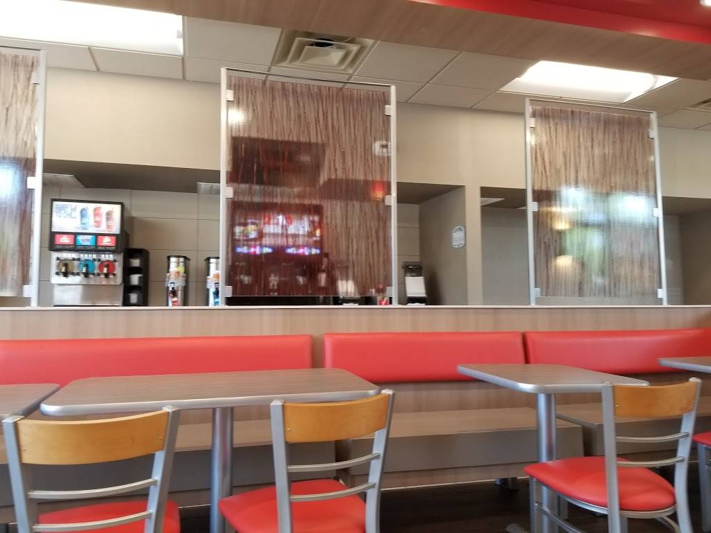 Burger King | restaurant | 3259 Hampton Ave, St. Louis, MO 63139, USA | 3146442415 OR +1 314-644-2415