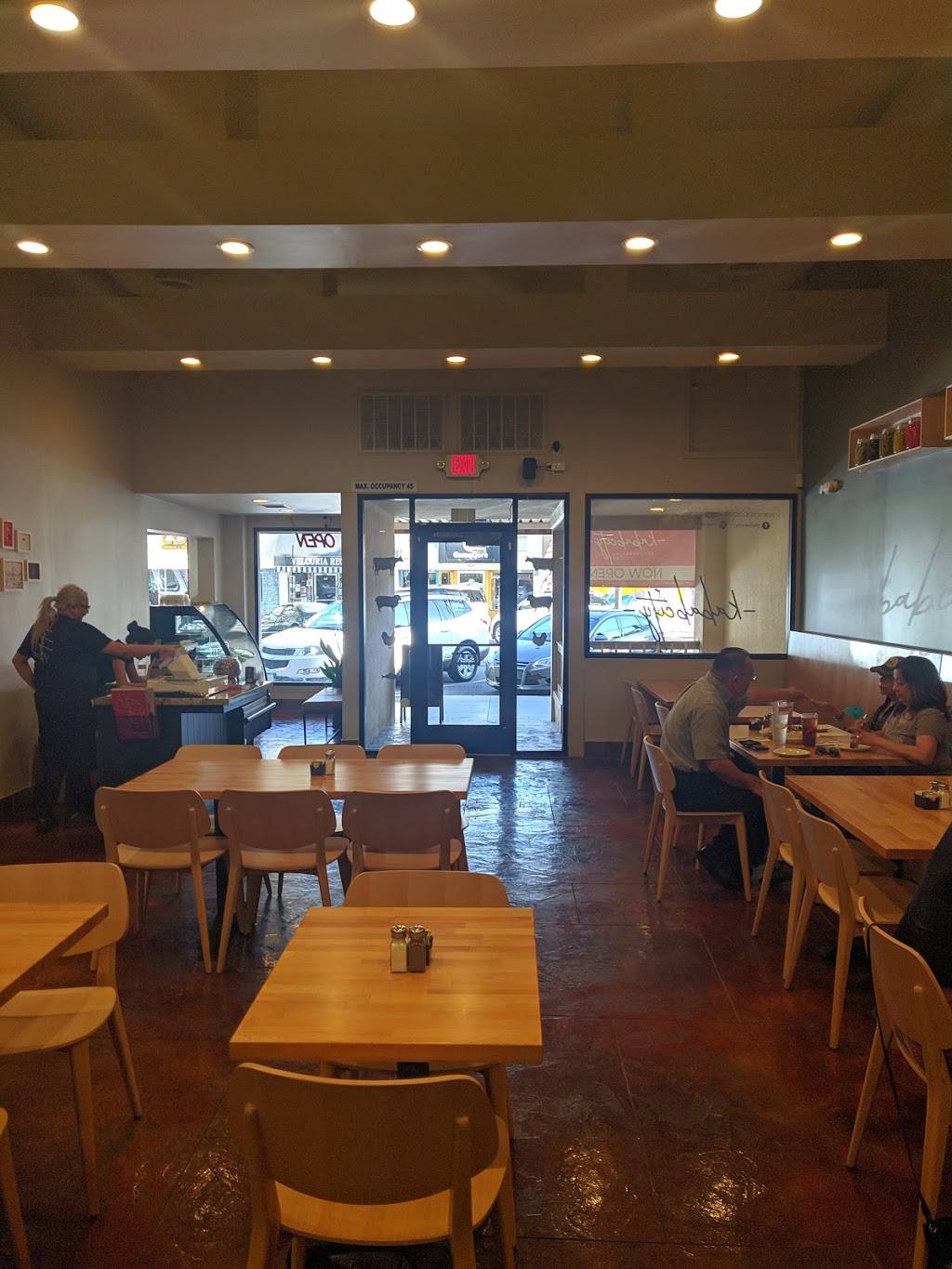 Kabab City | restaurant | 104 E Main St, Visalia, CA 93291, USA | 5596239497 OR +1 559-623-9497