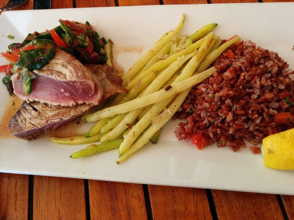 The Rushton | restaurant | 740 St Clair Ave W, Toronto, ON M6C 1B3, Canada | 4166587874 OR +1 416-658-7874