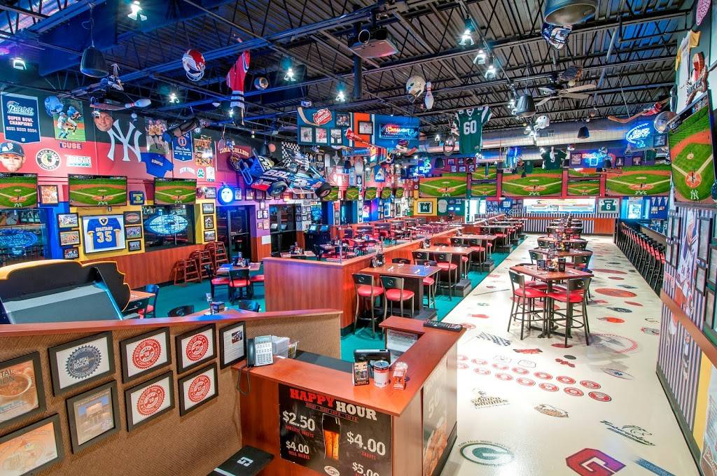 Recovery Sports Grill | restaurant | 751 Upper, Glen St, Queensbury, NY 12804, USA | 5187450770 OR +1 518-745-0770