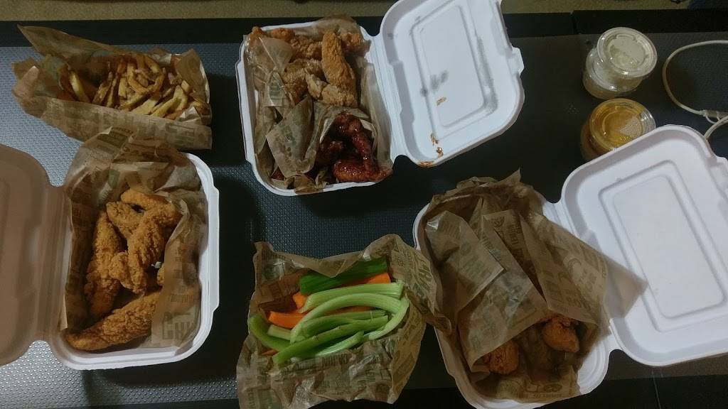 Wingstop | restaurant | 14875 Main St, Bellevue, WA 98007, USA | 4259741142 OR +1 425-974-1142