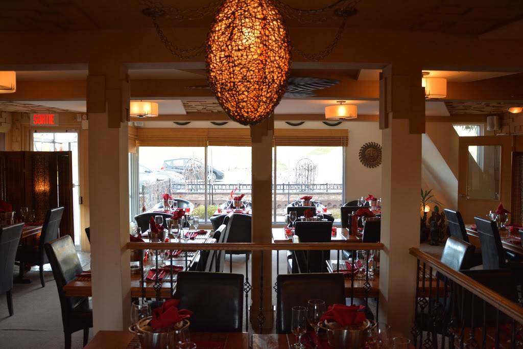 Fonduefolie | restaurant | 2258 Rue King Ouest, Sherbrooke, QC J1J 2E8, Canada | 8198214441 OR +1 819-821-4441