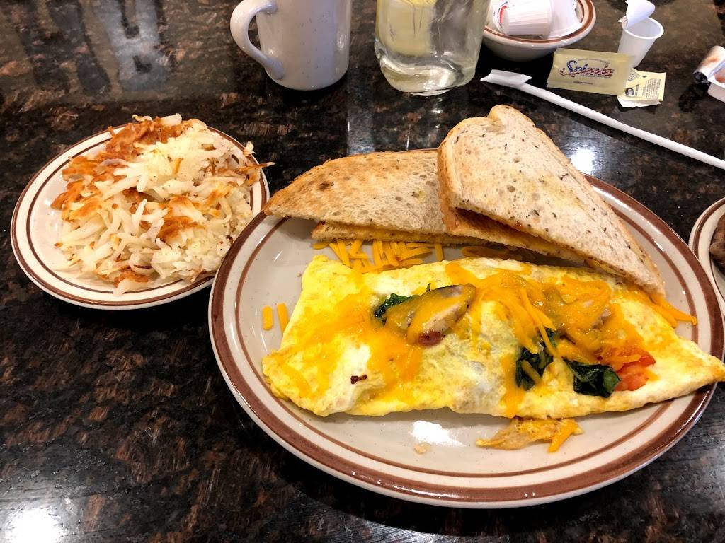 Hickory Ridge Restaurant | restaurant | 1400 Harrisburg Pike, Carlisle, PA 17015, USA | 7179061765 OR +1 717-906-1765