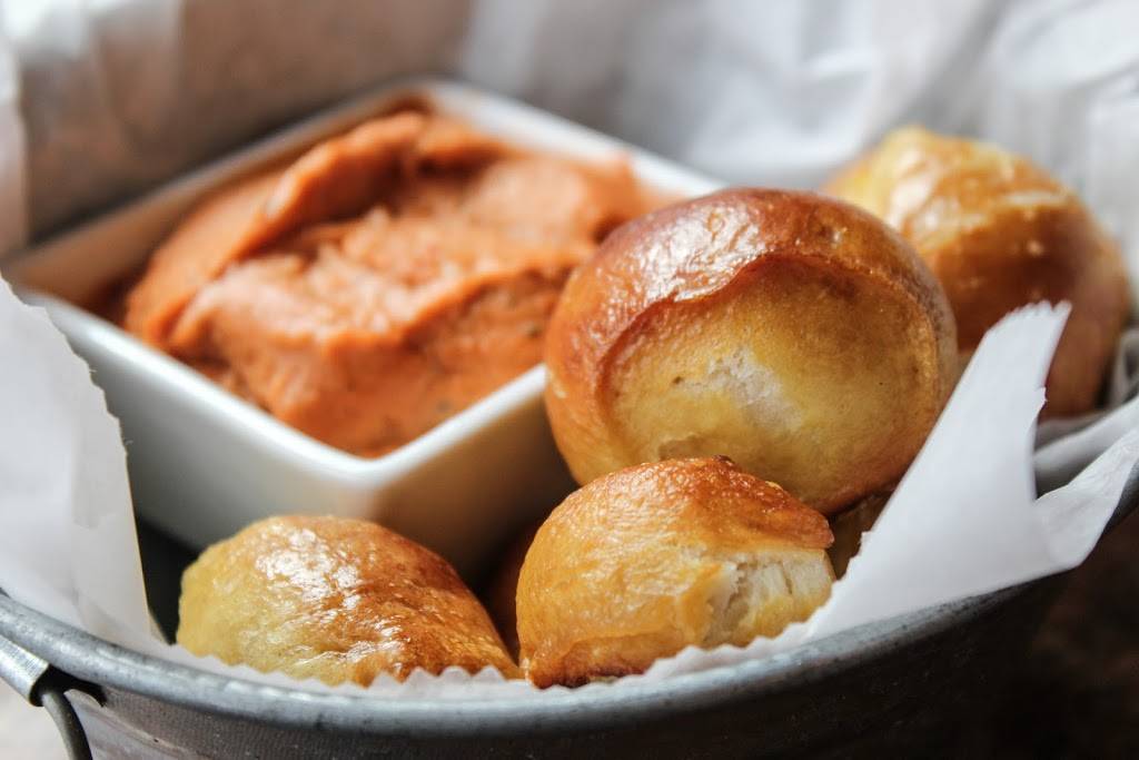 The Outpost American Tavern | restaurant | 1032 Riverside Ave, Baltimore, MD 21230, USA | 4433889113 OR +1 443-388-9113