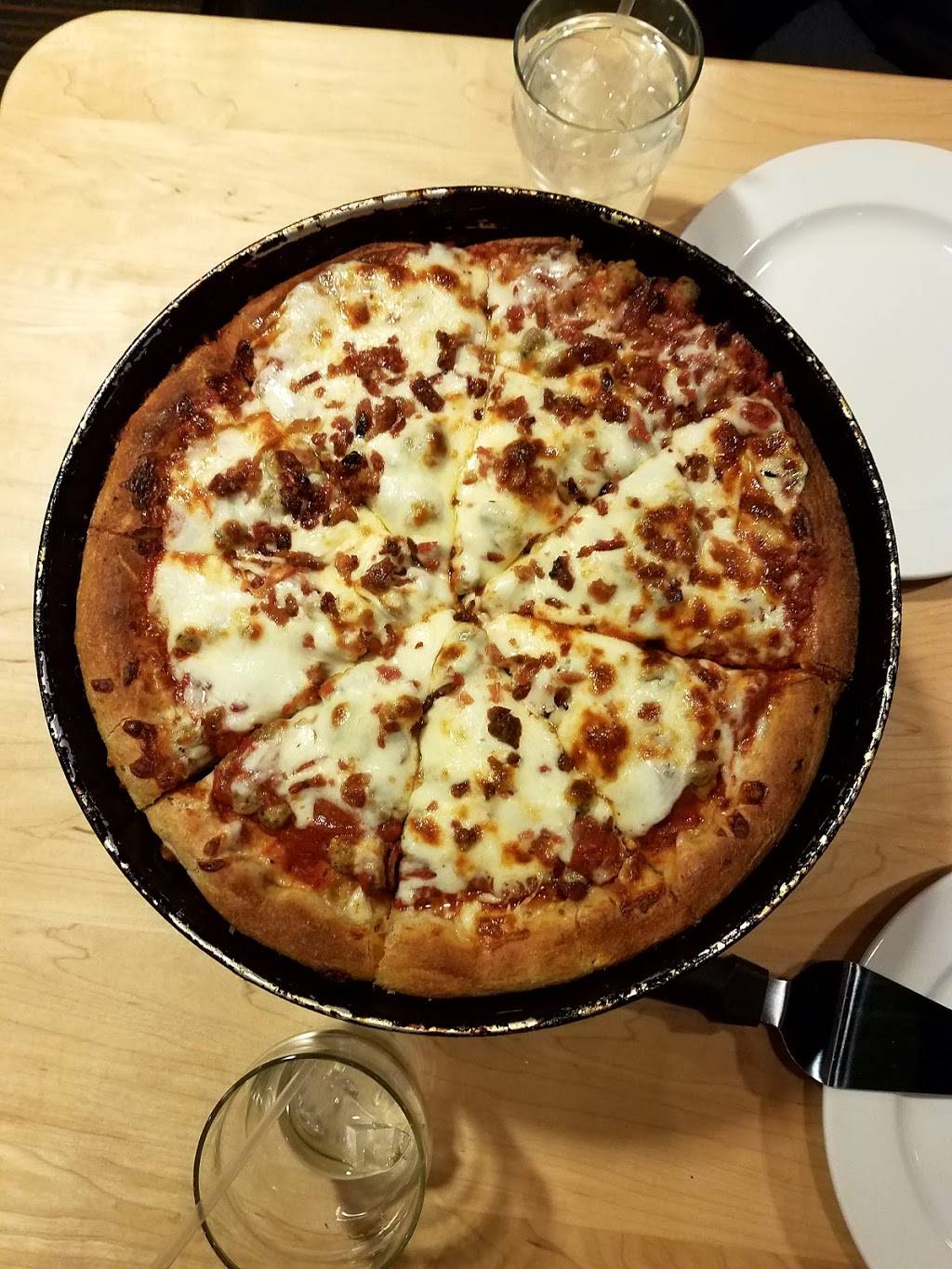 Stefanos Pizza | restaurant | 11683 Parkside Dr, Knoxville, TN 37934, USA | 8653926080 OR +1 865-392-6080