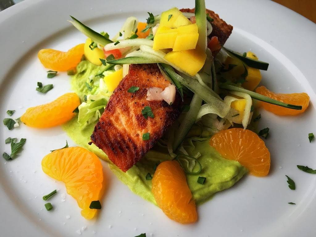 Tres Palms | restaurant | 16 East Ct, Babylon, NY 11702, USA | 6314821465 OR +1 631-482-1465