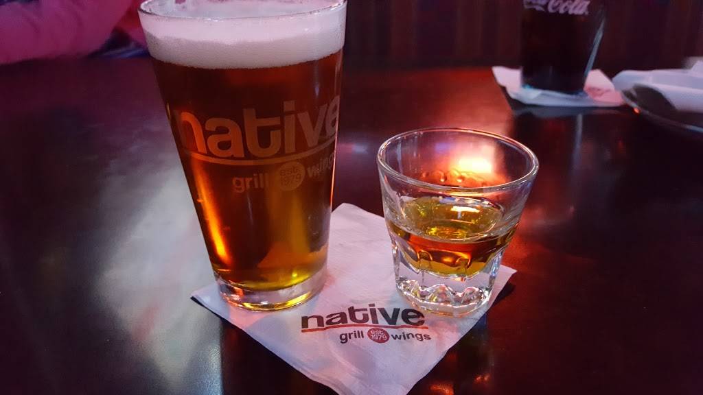 Native Grill & Wings | restaurant | 8225 N Courtney Page Way Suite 115, Tucson, AZ 85743, USA | 5207447200 OR +1 520-744-7200