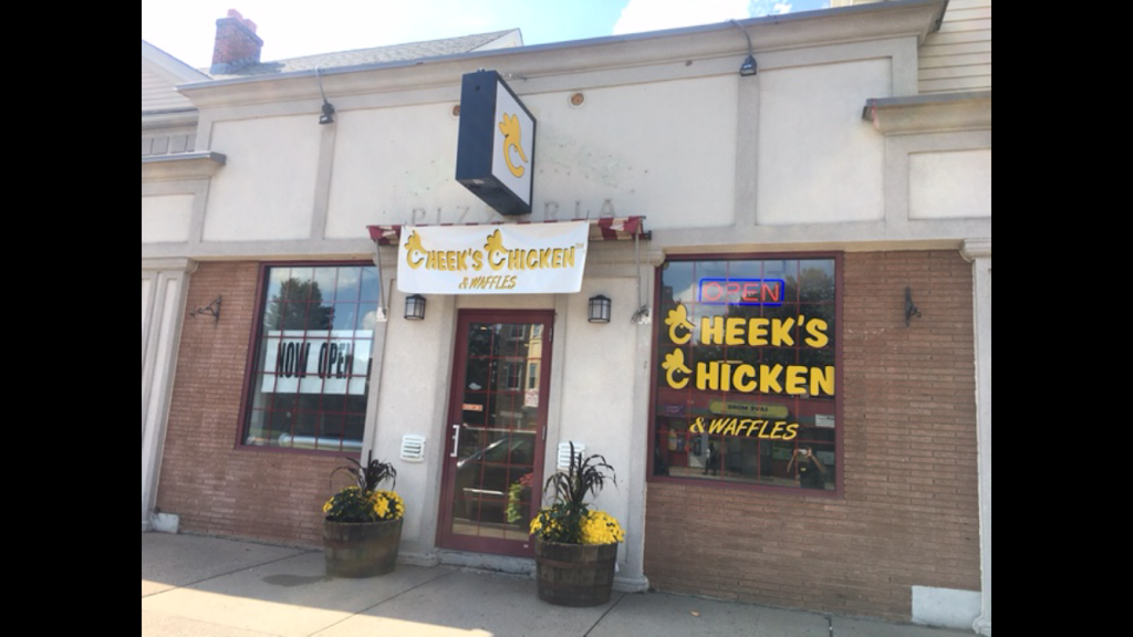 Cheeks Chicken & Waffles | restaurant | 1257 Main St, East Hartford, CT 06108, USA | 8602828980 OR +1 860-282-8980