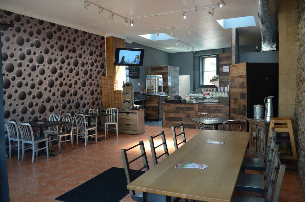 Veggie Crust - Brookline | restaurant | 8 Cypress St, Brookline, MA 02445, USA | 6173835884 OR +1 617-383-5884