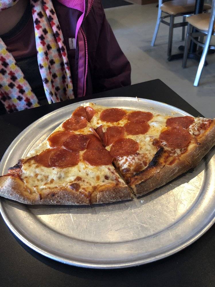 Lazzari’s | restaurant | 4701 Old Cheney Rd, Lincoln, NE 68516, USA | 4024230234 OR +1 402-423-0234