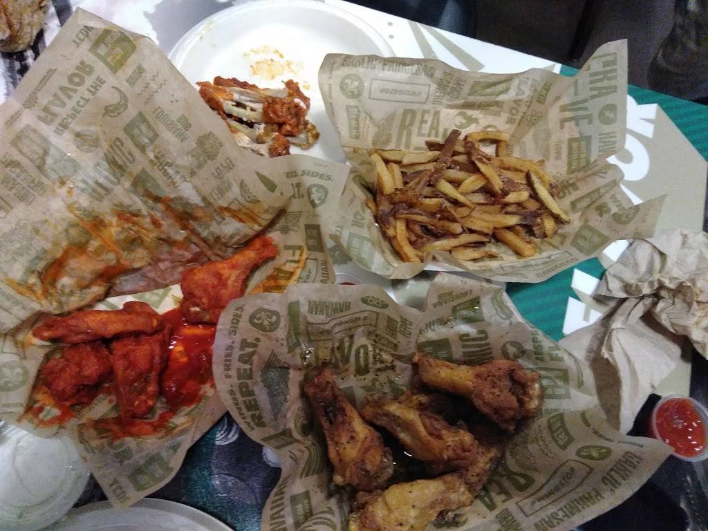 Wingstop | restaurant | 400 S SW Loop 323 Ste 100, Tyler, TX 75702, USA | 9035319464 OR +1 903-531-9464