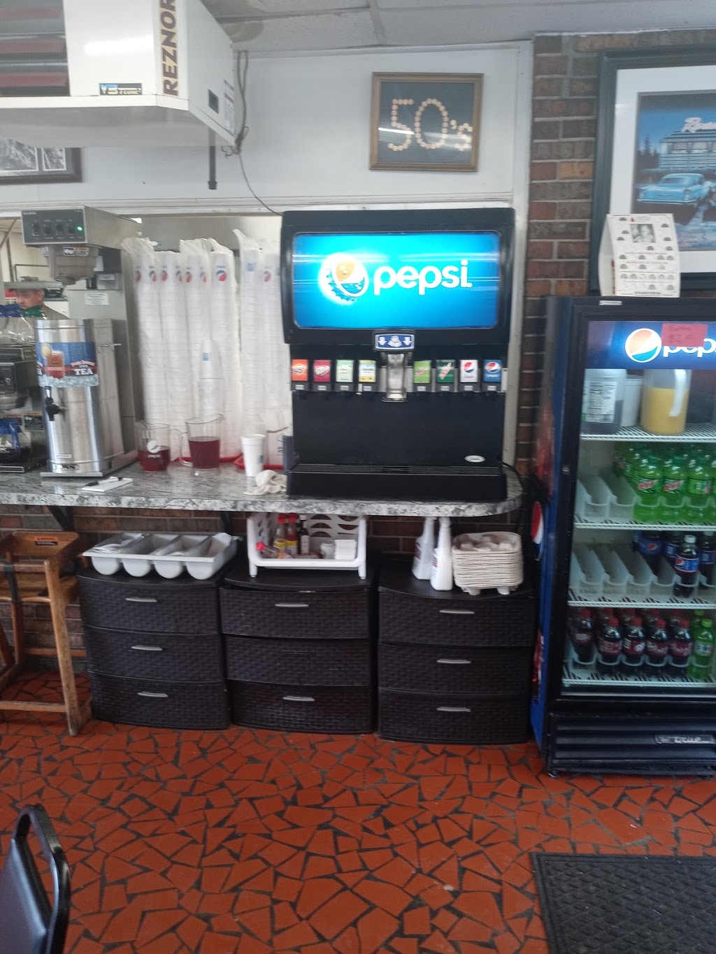 50s Classic Diner | restaurant | 1161 Oak Ave, Spruce Pine, NC 28777, USA | 8287650647 OR +1 828-765-0647