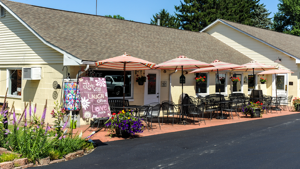 Clays Cafe & Catering | restaurant | 808 W Main St, Hebron, OH 43025, USA | 7409292529 OR +1 740-929-2529
