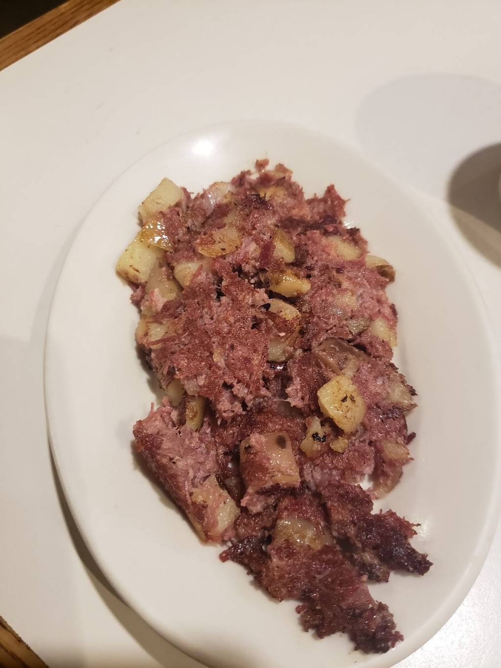 Breakfast Nook | restaurant | 770 S Main St, Bellingham, MA 02019, USA | 5088832442 OR +1 508-883-2442