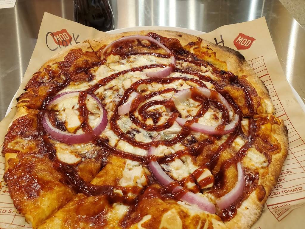 MOD Pizza | restaurant | 3565 28th St SE, Grand Rapids, MI 49512, USA | 6168277235 OR +1 616-827-7235