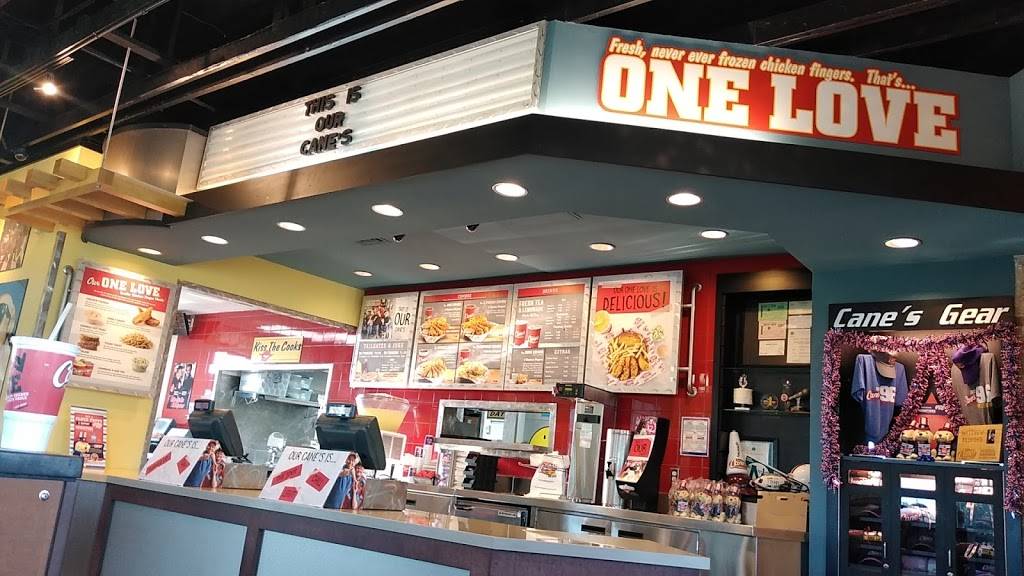 Raising Canes Chicken Fingers | meal takeaway | 8113 W Judge Perez Dr, Chalmette, LA 70043, USA | 5046822305 OR +1 504-682-2305