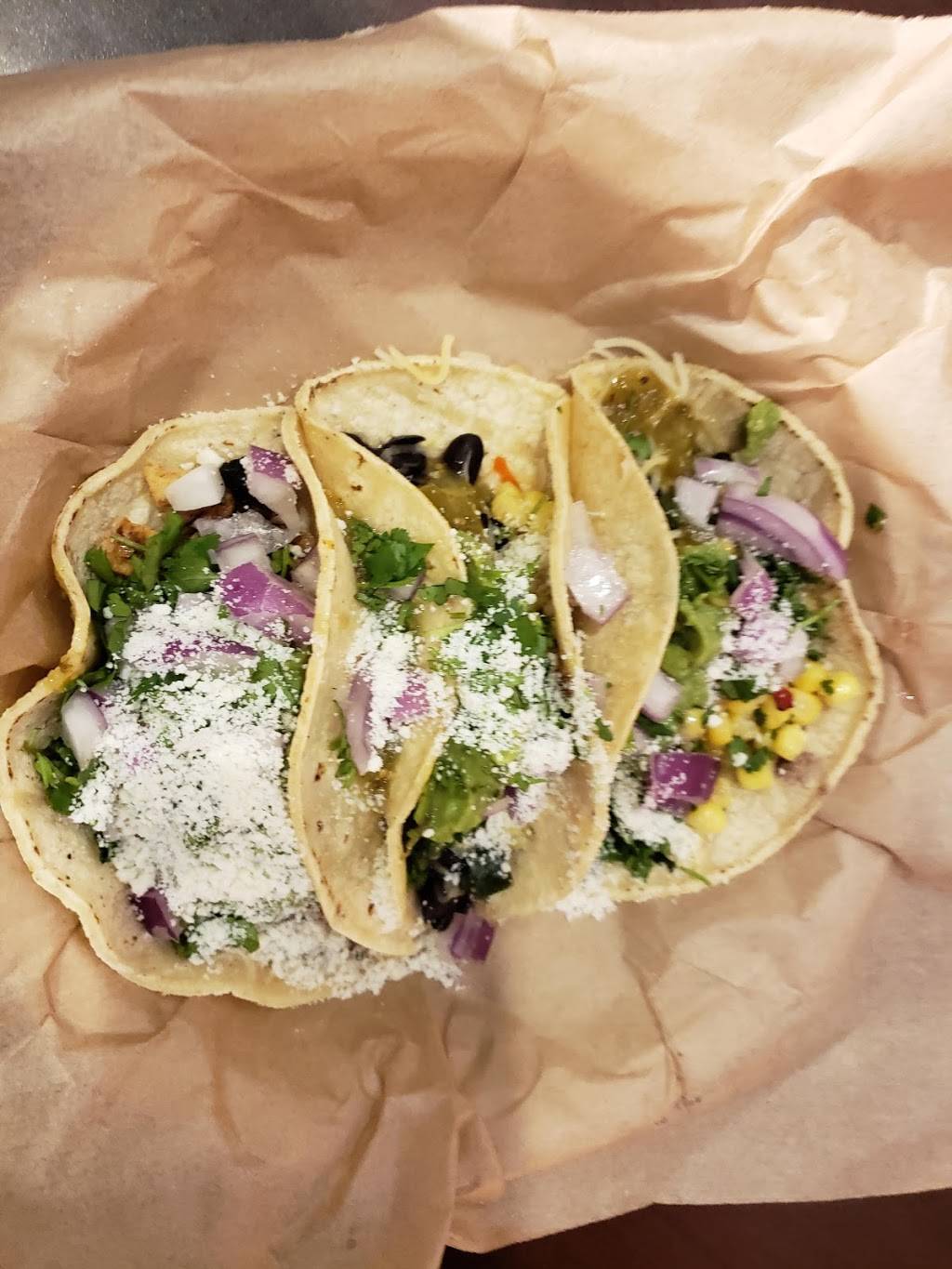 QDOBA Mexican Eats | restaurant | 6432 SW 3rd St, Oklahoma City, OK 73128, USA | 4057927999 OR +1 405-792-7999