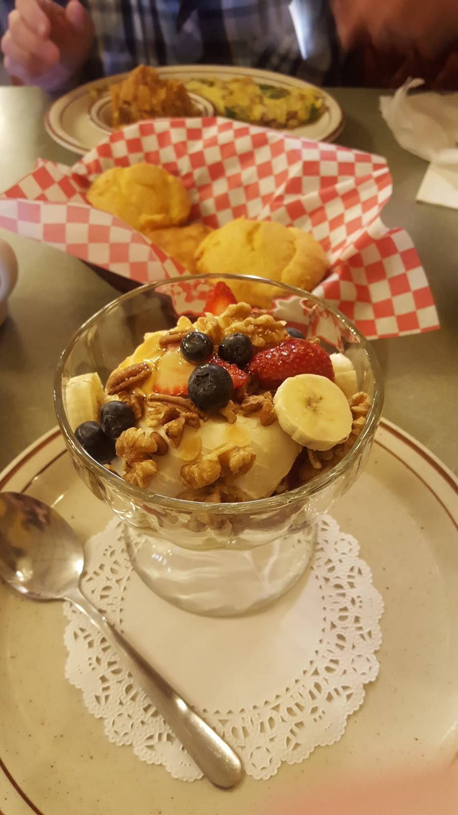 Mama Zoes | restaurant | 2859 Reynolda Rd, Winston-Salem, NC 27106, USA | 3367224946 OR +1 336-722-4946