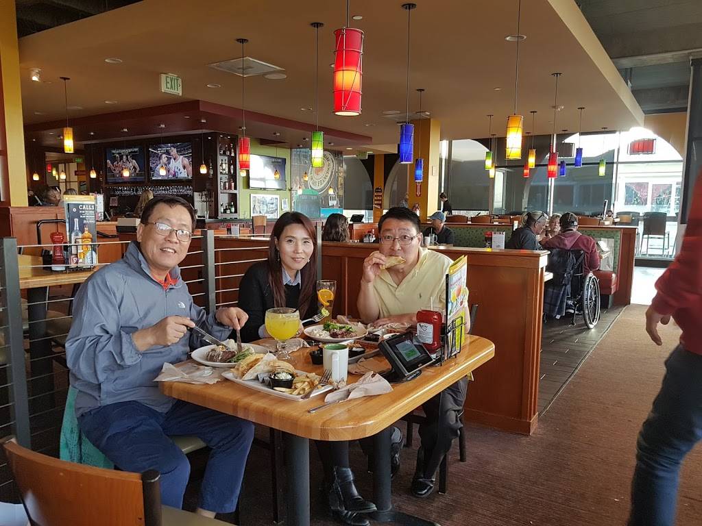 Applebees Grill + Bar | restaurant | 2770 Taylor St, San Francisco, CA 94133, USA | 4157499025 OR +1 415-749-9025