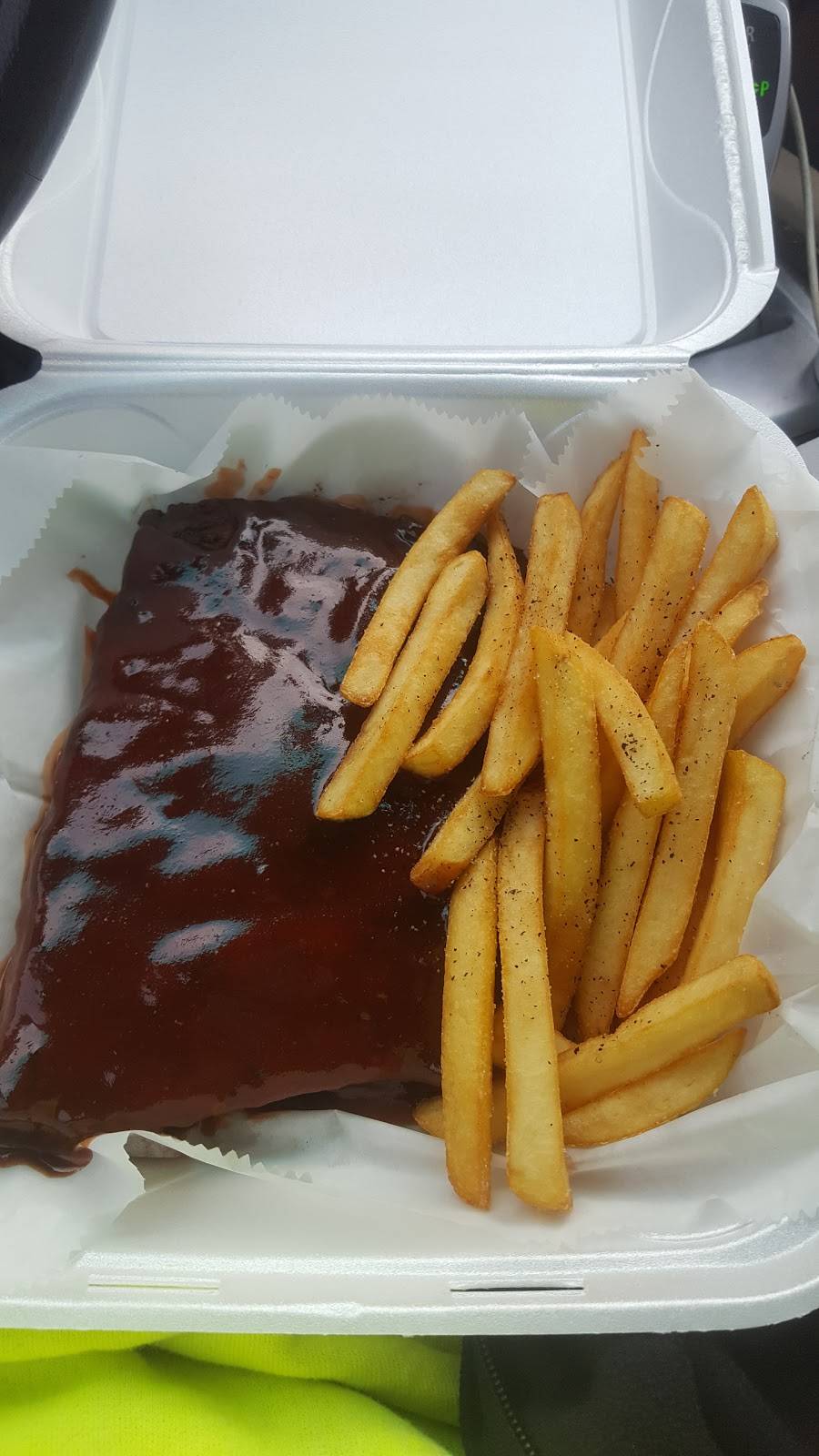 R U Hungry Ltd | restaurant | 1724 W 51st St, Chicago, IL 60609, USA | 7734344800 OR +1 773-434-4800