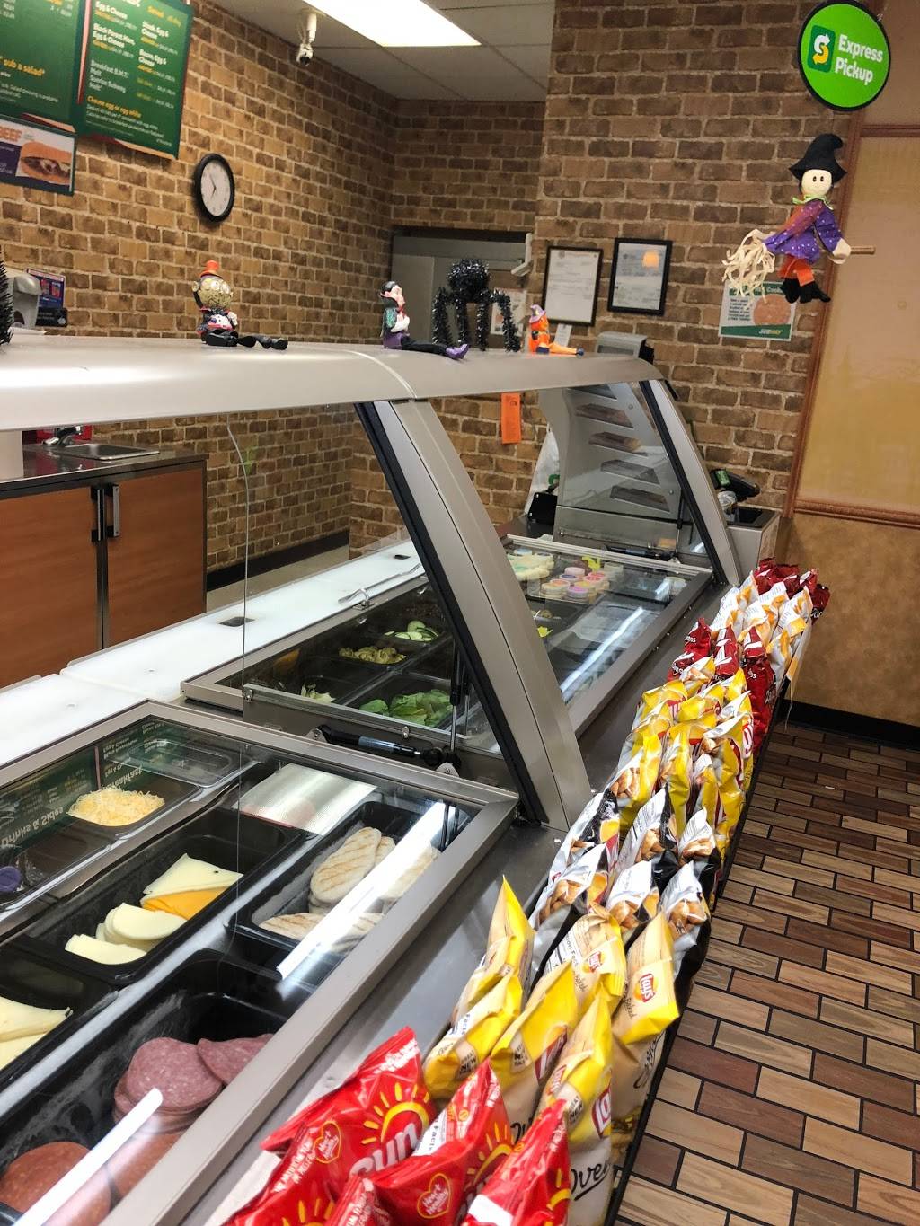 Subway | restaurant | 2126 W Interstate 240 Service Rd, Oklahoma City, OK 73159, USA | 4056814646 OR +1 405-681-4646