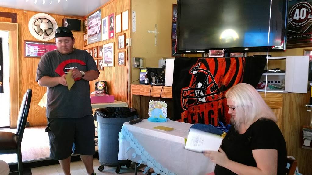 Staceys Place | restaurant | 4210 Harrison Ave, Cincinnati, OH 45211, USA | 5135741715 OR +1 513-574-1715