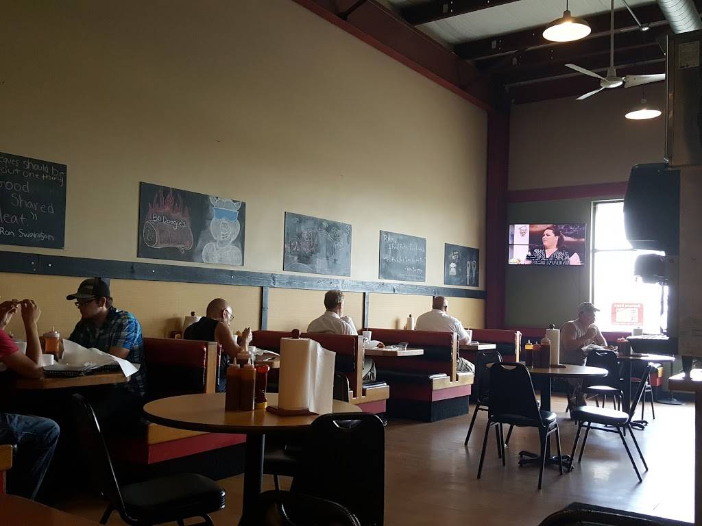 Bo Doogies BBQ | restaurant | 531 N Grandstaff Dr, Auburn, IN 46706, USA | 2603333071 OR +1 260-333-3071