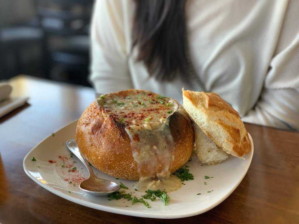 House Of JuJu By the Bay | restaurant | 945 Embarcadero, Morro Bay, CA 93442, USA | 8052251828 OR +1 805-225-1828