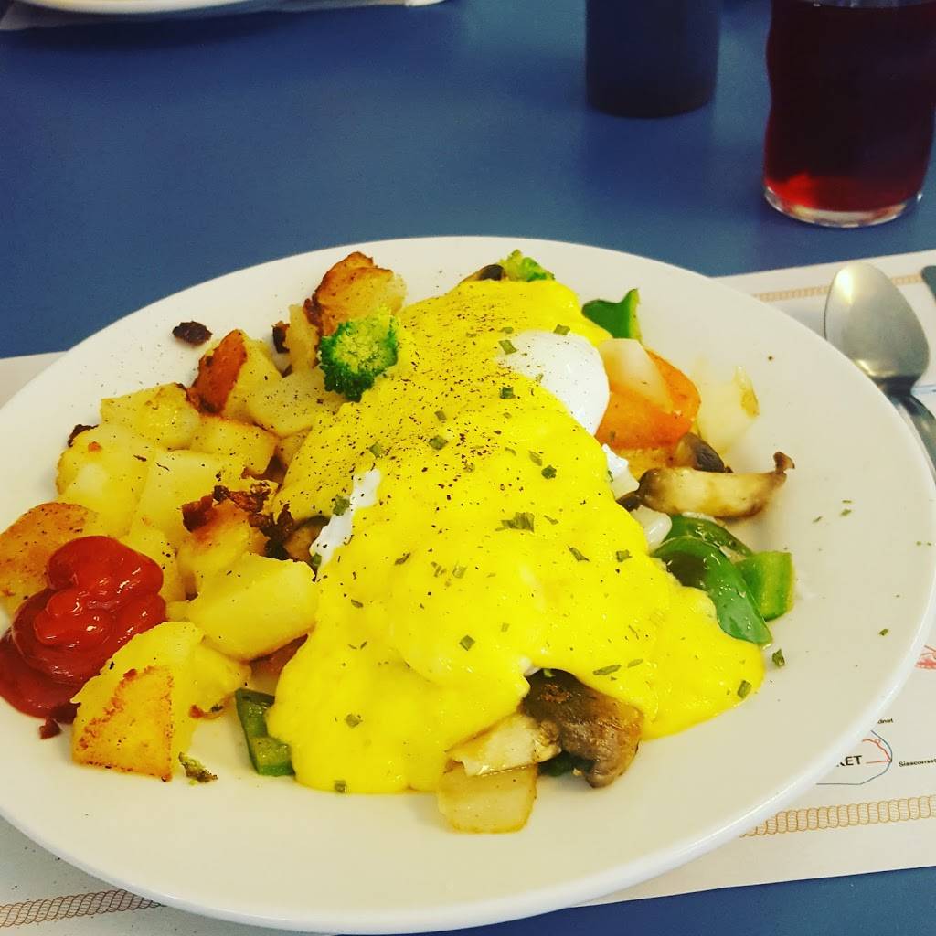 Pier View Restaurant | restaurant | 201 Onset Ave, Onset, MA 02558, USA | 5082955968 OR +1 508-295-5968