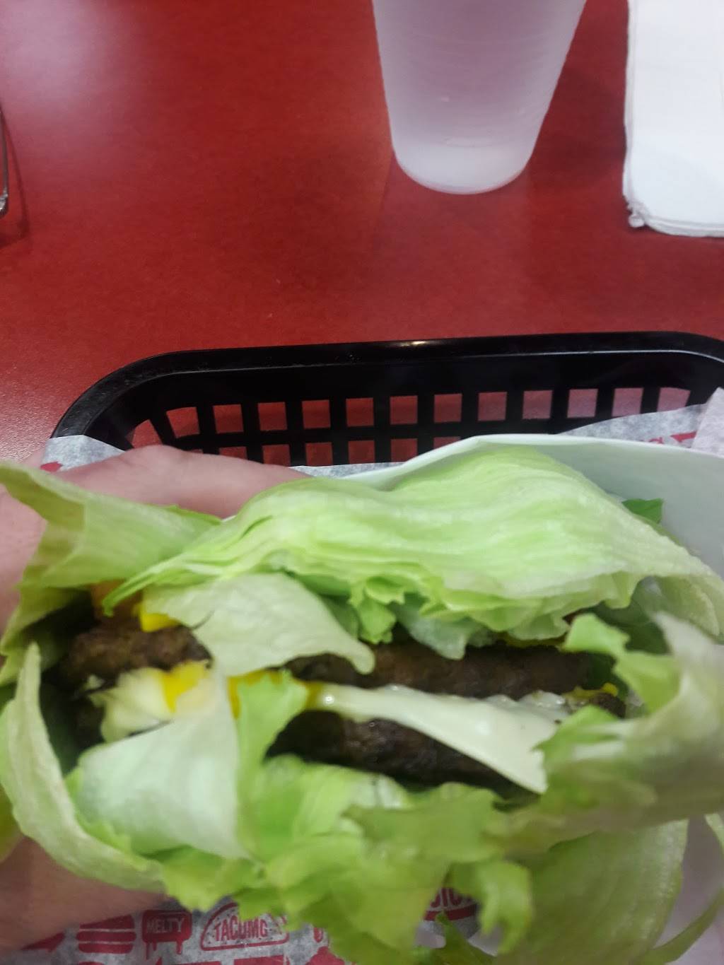 Jack in the Box | restaurant | 7050 Avenida Encinas, Carlsbad, CA 92009, USA | 7604381461 OR +1 760-438-1461