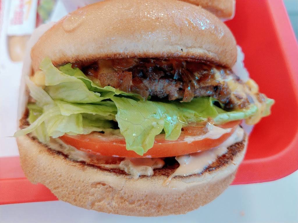 In-N-Out Burger | restaurant | 7009 Sunset Blvd, Los Angeles, CA 90028, USA | 8007861000 OR +1 800-786-1000
