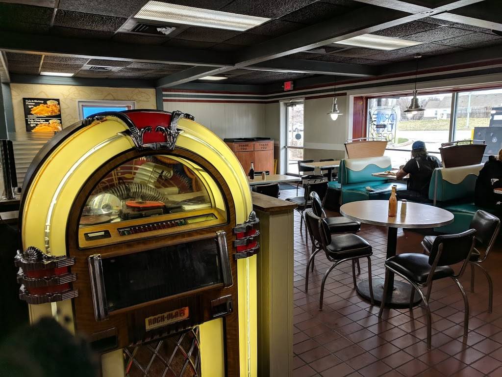 Long John Silvers | restaurant | 11211 East 40th St S Hwy, Independence, MO 64055, USA | 8163589733 OR +1 816-358-9733